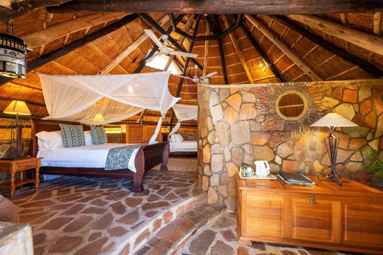 Kariba Hornbill Lodge מראה חיצוני תמונה
