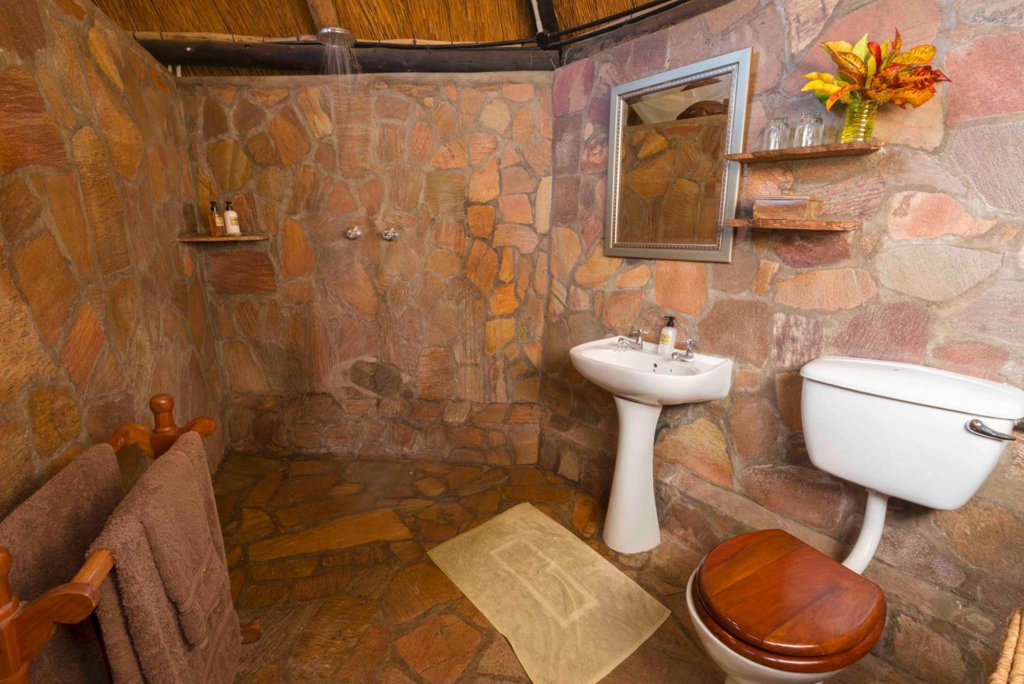 Kariba Hornbill Lodge מראה חיצוני תמונה