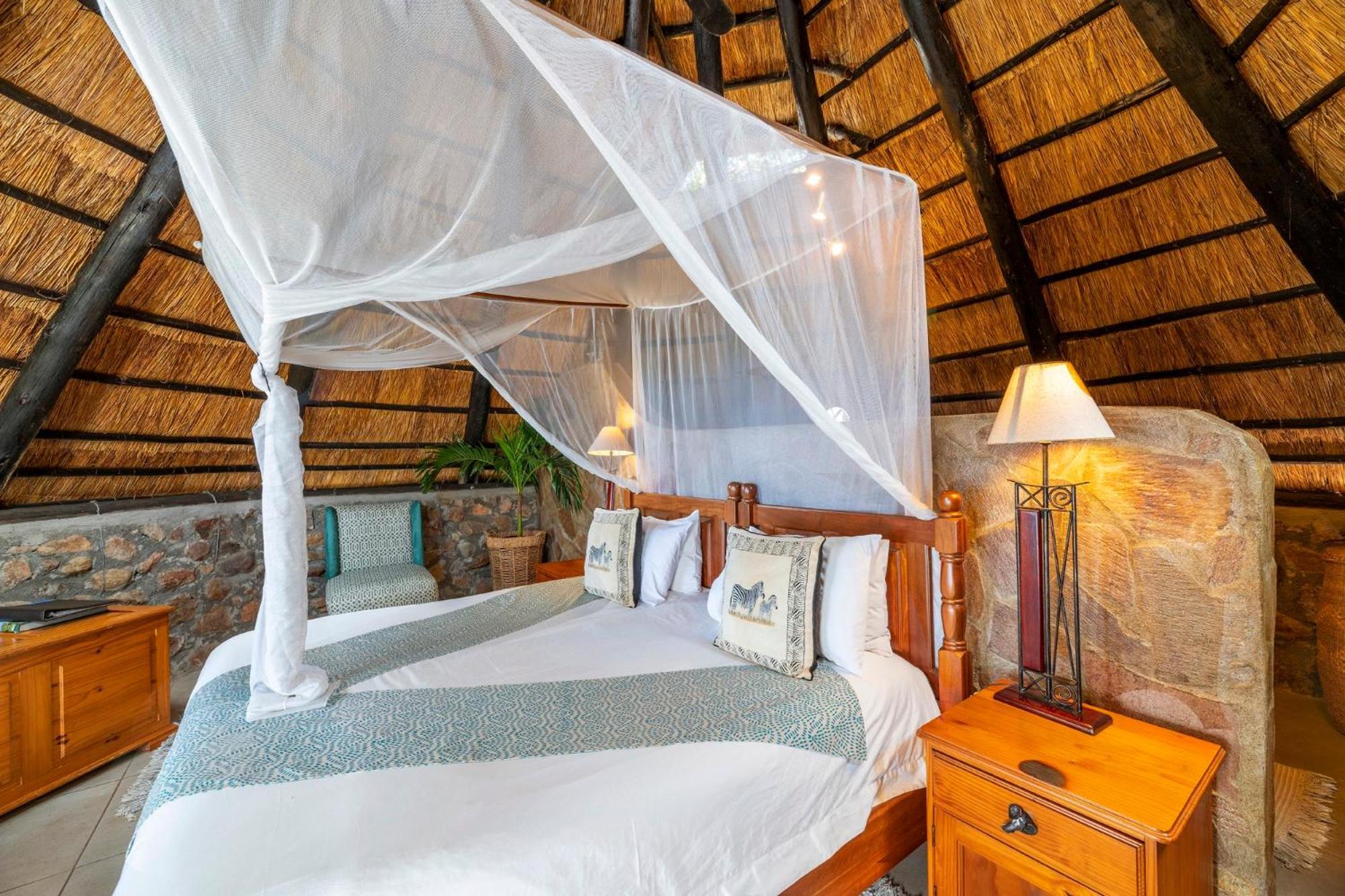 Kariba Hornbill Lodge מראה חיצוני תמונה