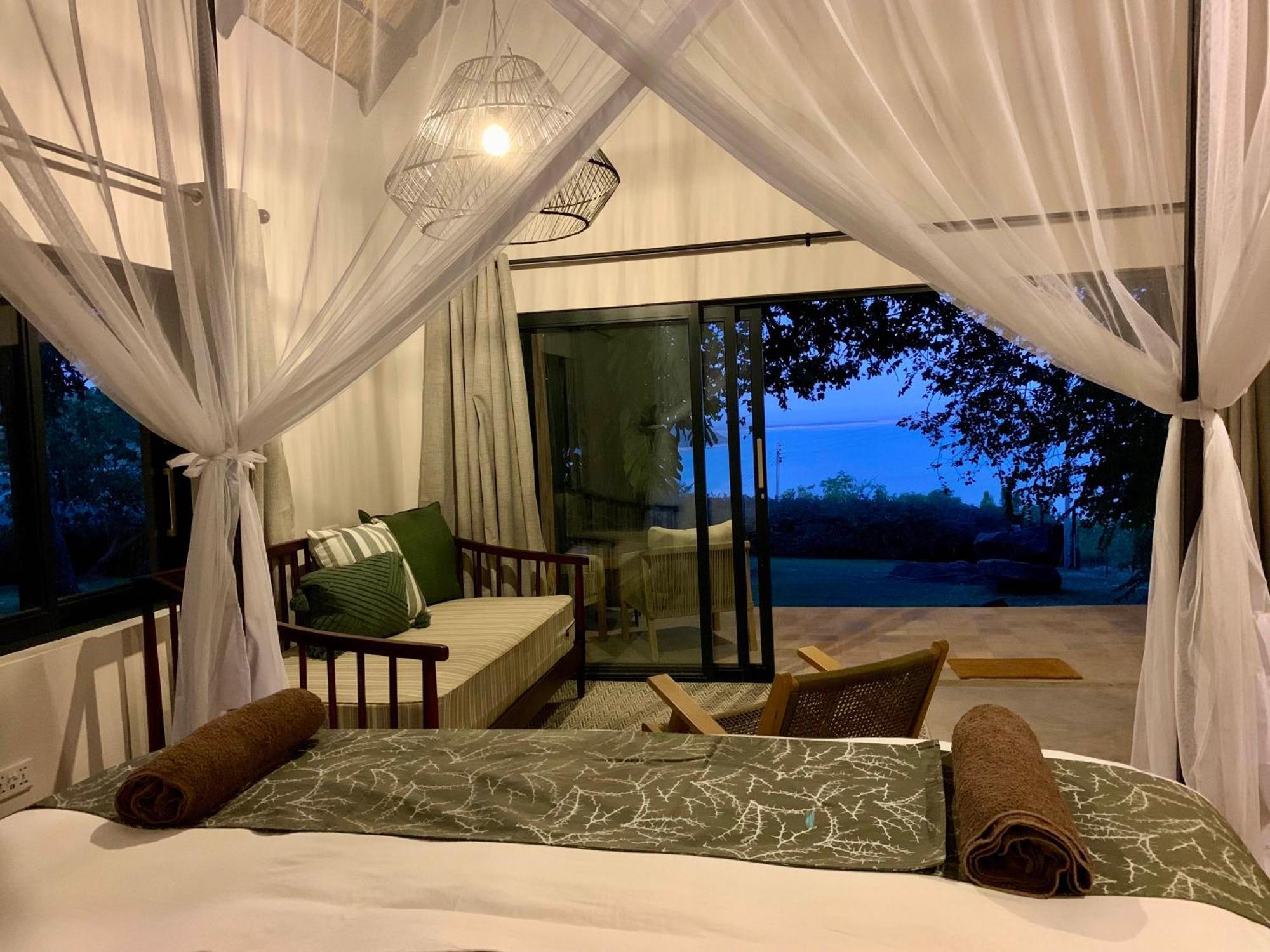 Kariba Hornbill Lodge מראה חיצוני תמונה